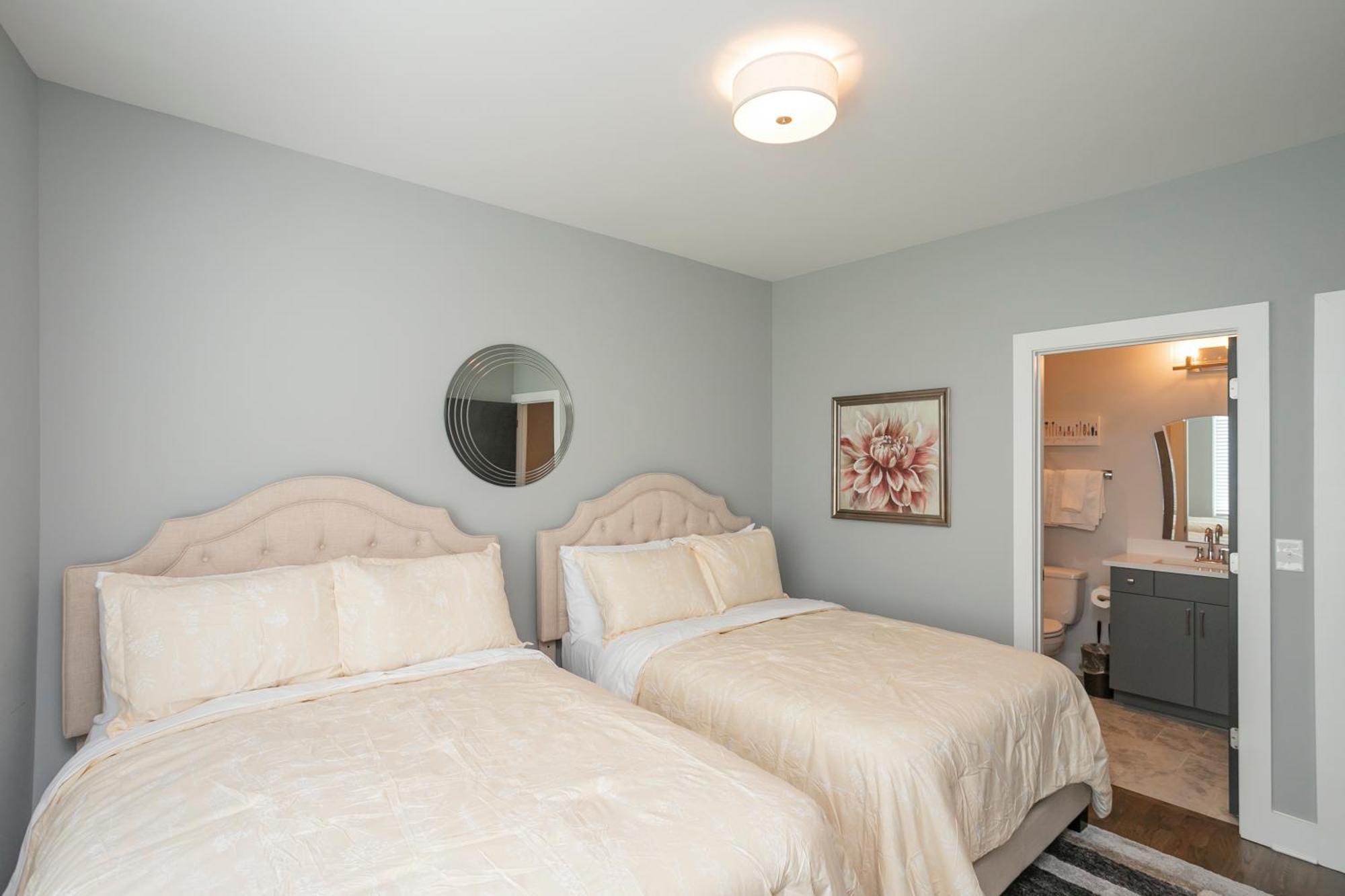 Luxury Townhome Skyline Views Mins To Dt Nashville Luaran gambar